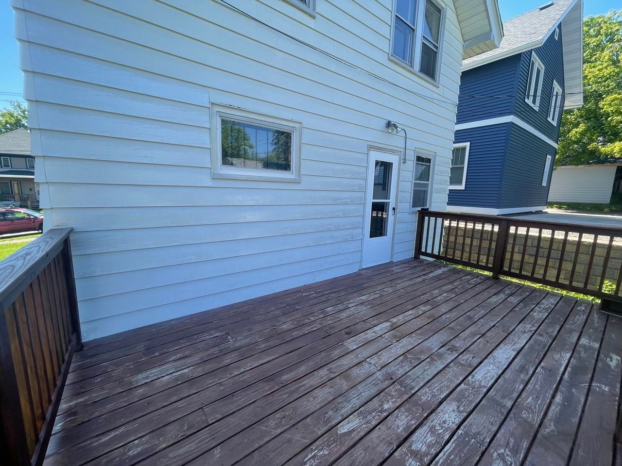 1010 N 13th Ave E - Photo 4 of 22