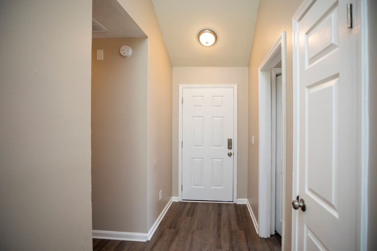 908 Mister Lake Ct - Photo 7 of 25