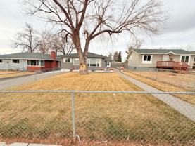 1913 9th Ave S - Photo 1 of 1