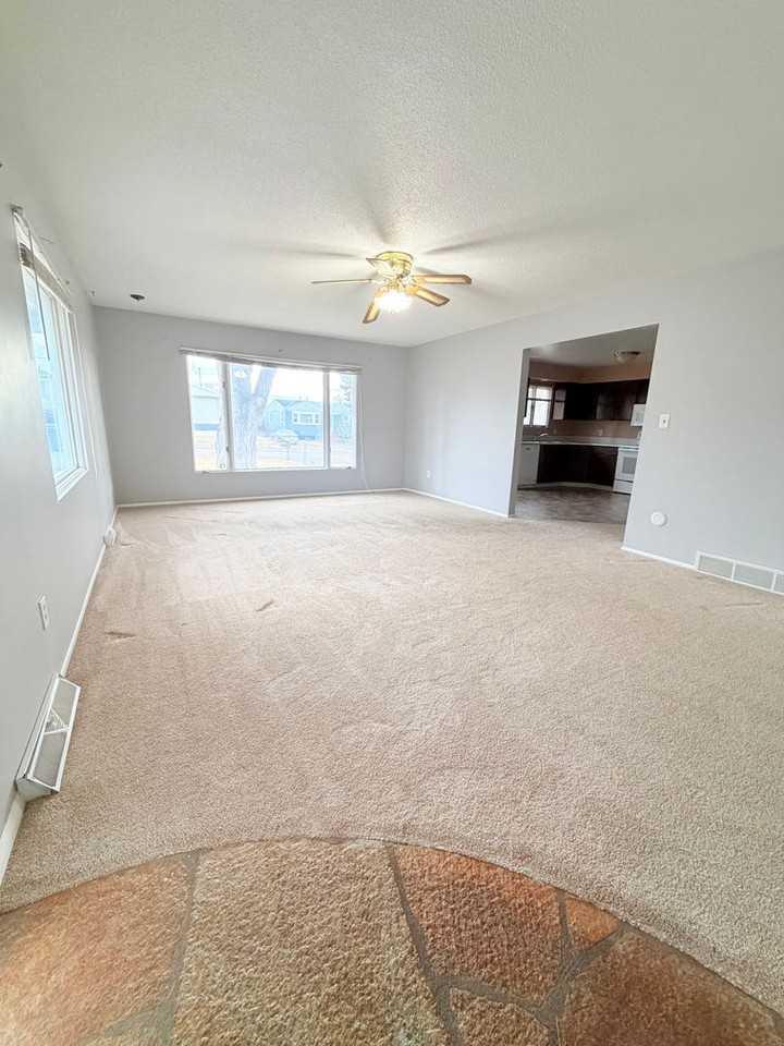 1913 9th Ave S - Photo 6 of 19