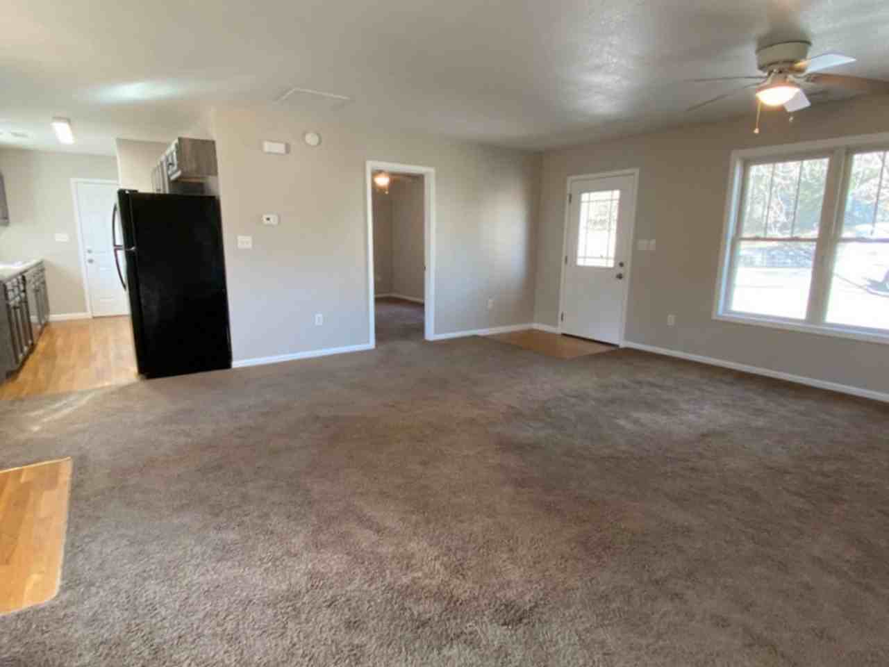 26 Triple H Dr - Photo 4 of 11