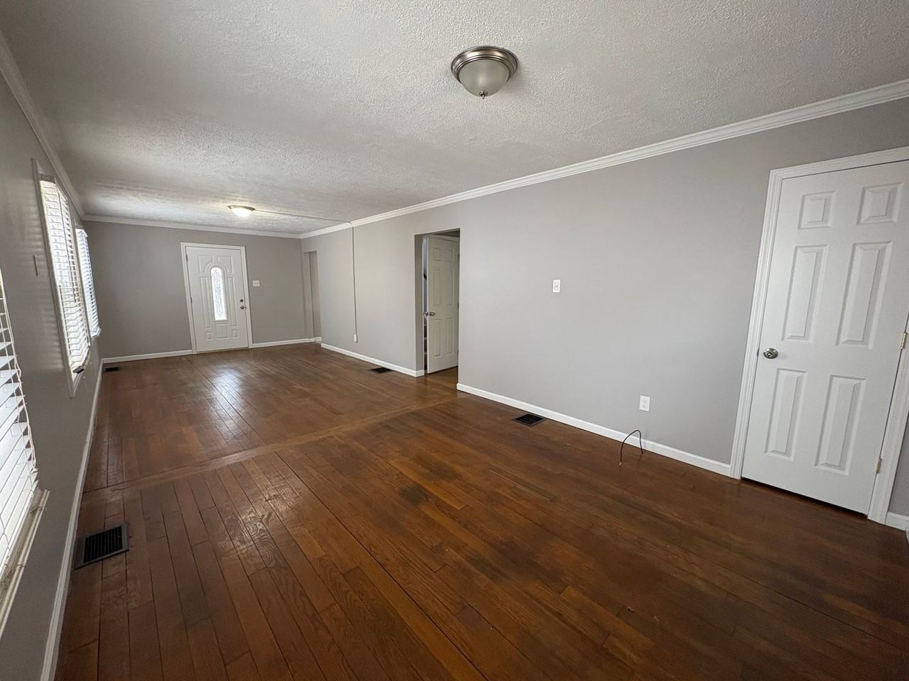 819 Orchard Ave - Photo 4 of 18