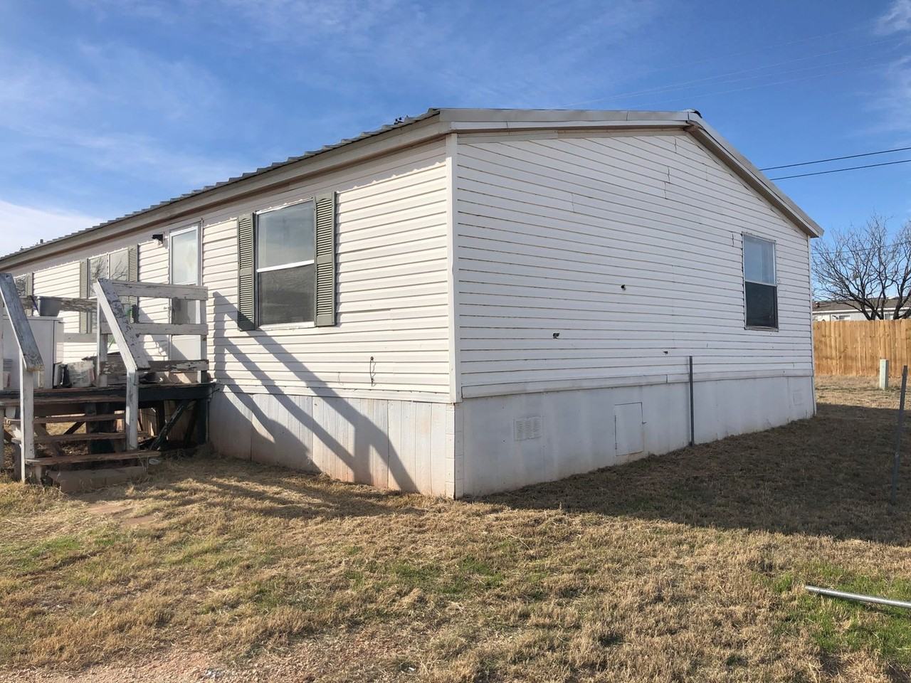 1109 Market St - Photo 2 of 2