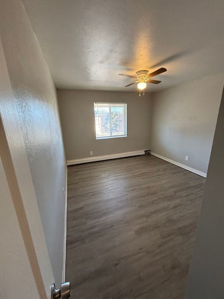 1726 Clemson Drive - Photo 6 of 17