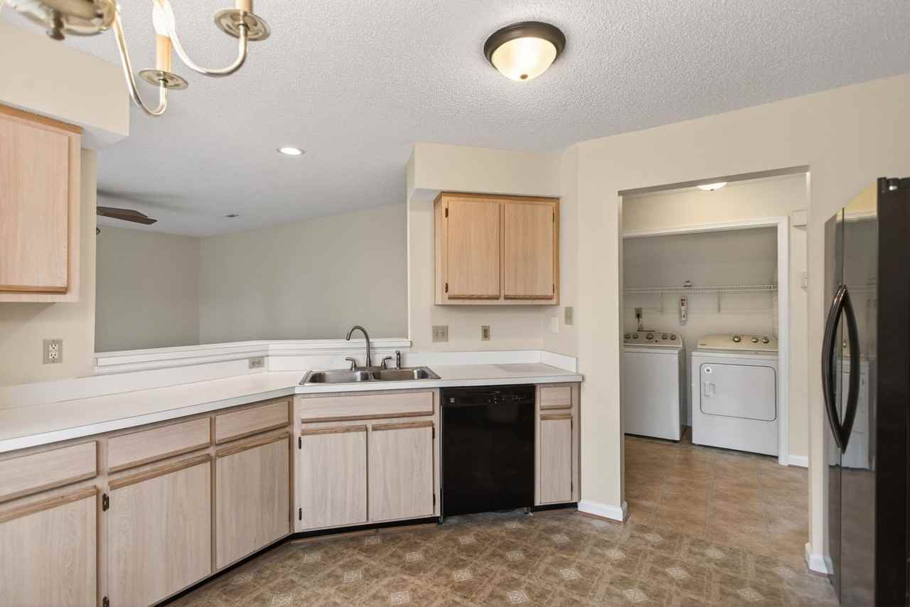 103 Kincaid Ln - Photo 7 of 17