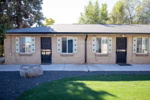 featured image of 1427 Otis St