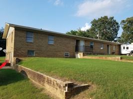 featured image of 1116 W Booth Rd