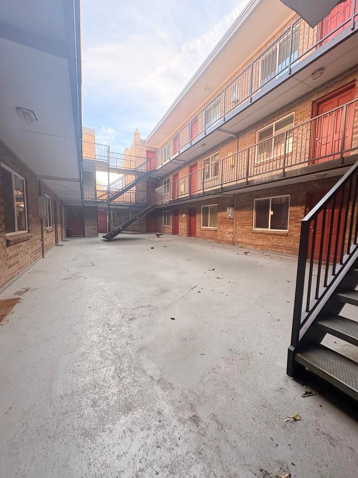 Sherman Commons - Photo 2 of 3