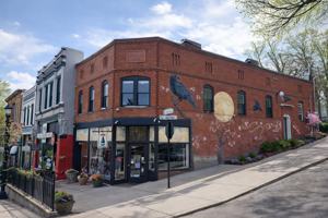 featured image of 741 Manitou Ave