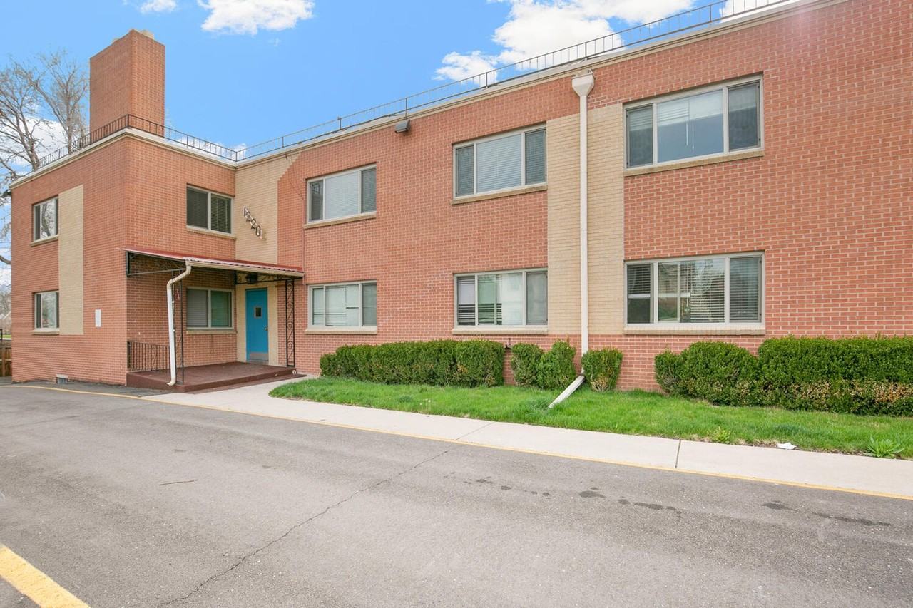 La Ronja Apartments - Photo 4 of 33