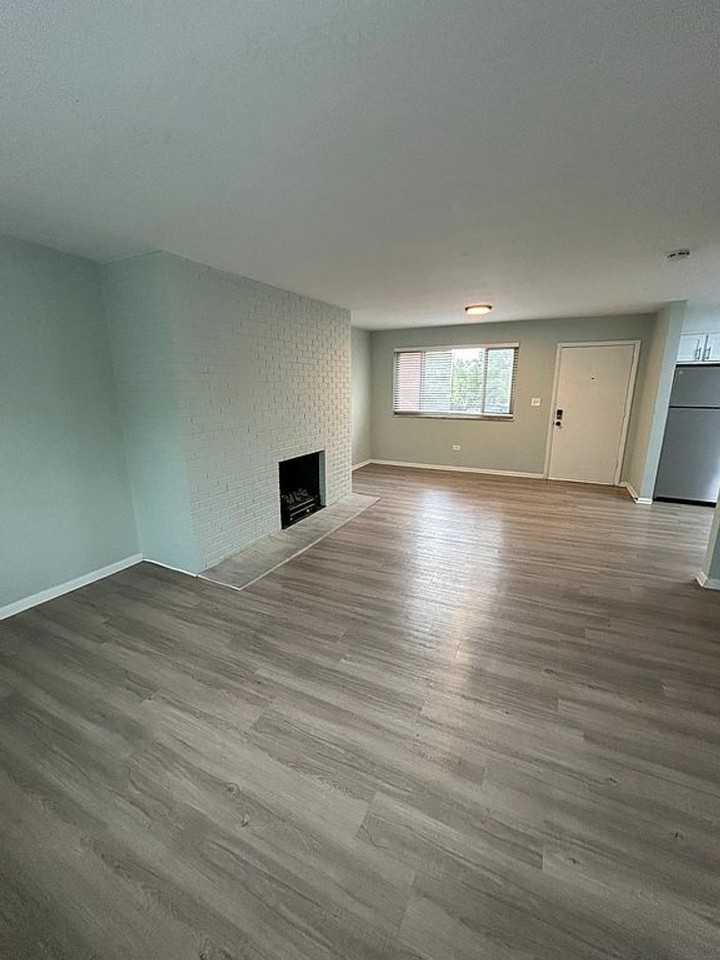 La Ronja Apartments - Photo 5 of 33