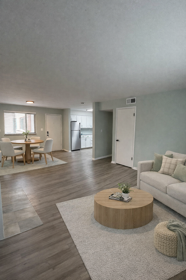 La Ronja Apartments - Photo 7 of 33