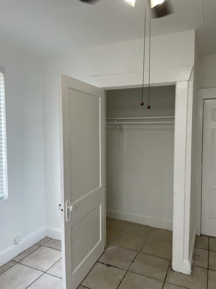 Doce Tribus LLC - Photo 7 of 9