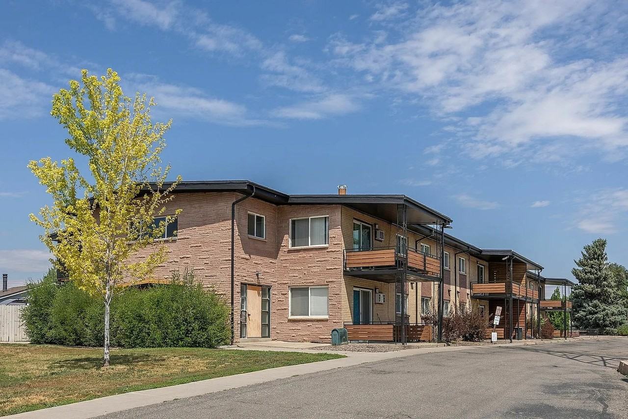 Hilltop Apartments - Photo 2 of 5