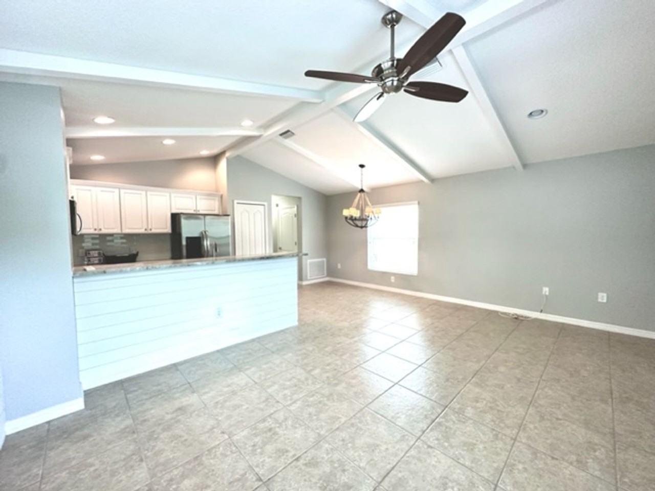 4815 Woodbrook Dr - Photo 5 of 33