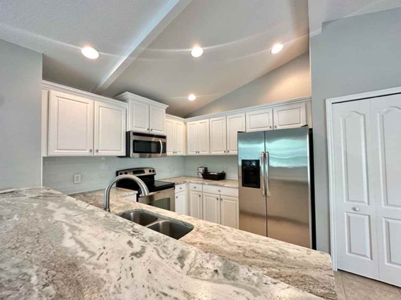 4815 Woodbrook Dr - Photo 7 of 33