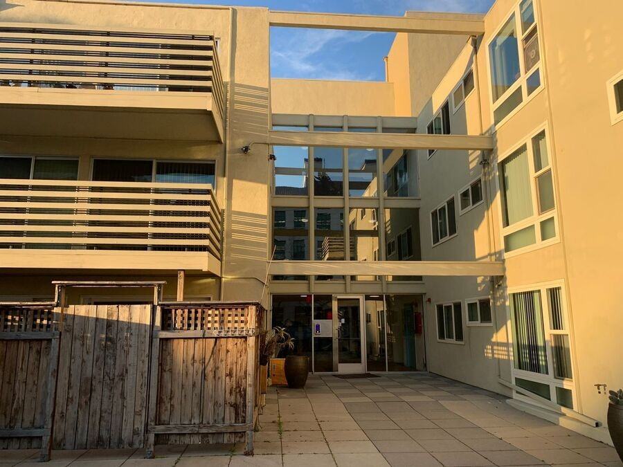 2255 Hearst - Photo 2 of 22