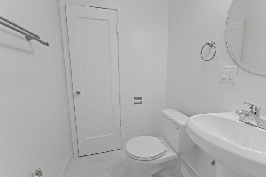 1856 Spruce Street - Photo 5 of 37