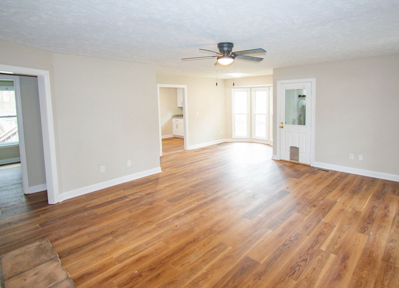 6580 Applewhite Rd - Photo 6 of 24