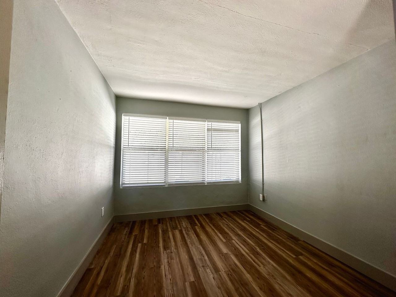 Perdido Manor - Photo 5 of 21