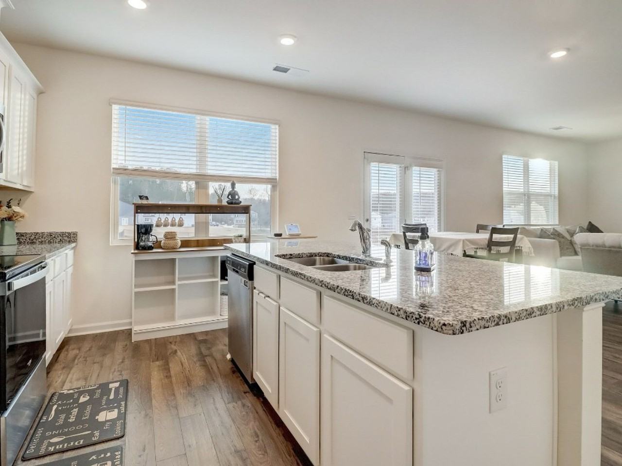 133 Grafton St - Photo 6 of 26