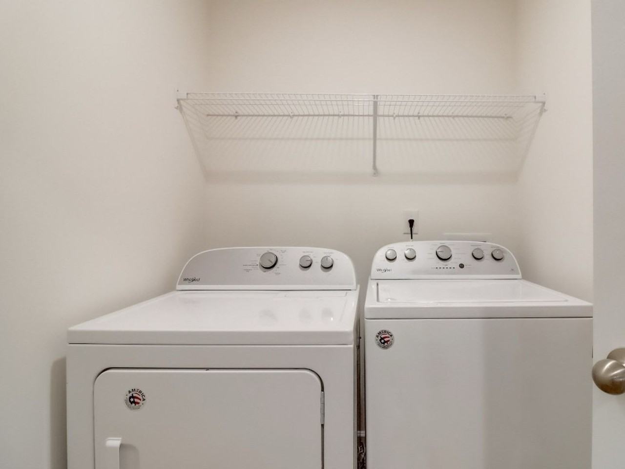 133 Grafton St - Photo 7 of 26