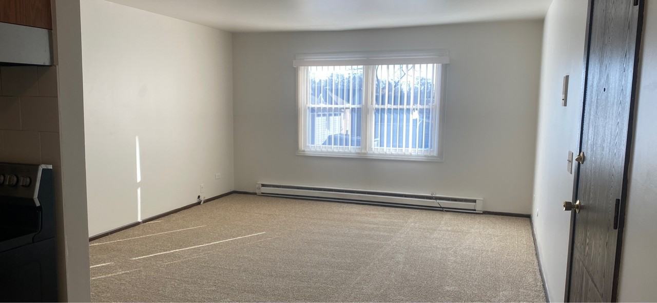 GRAND AVE. - 1011 - Photo 2 of 7