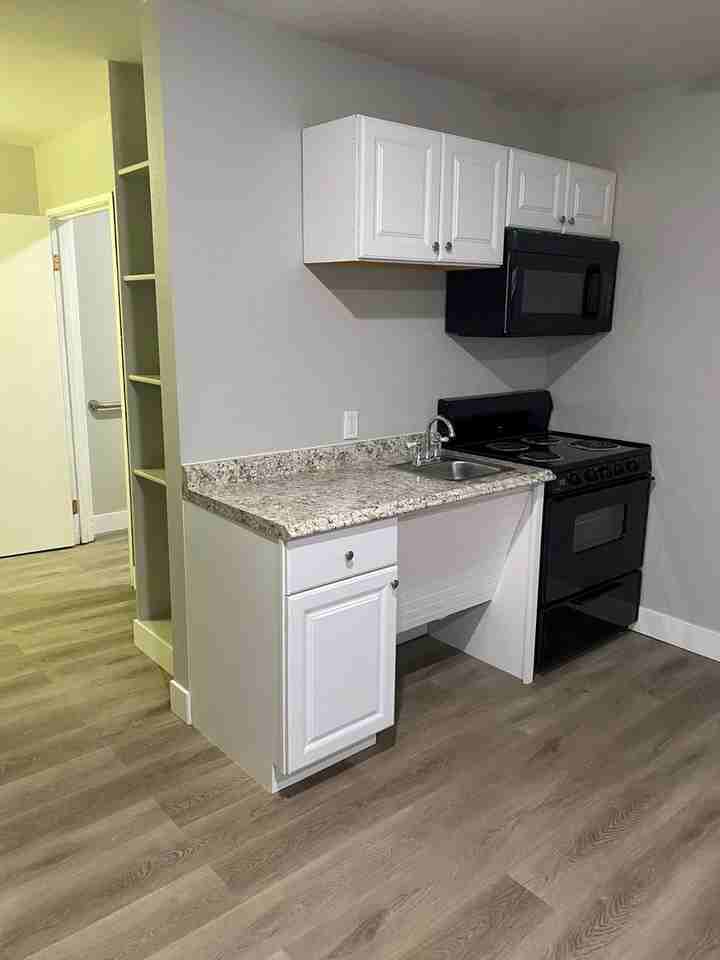 Aspen Village - Photo 2 of 8