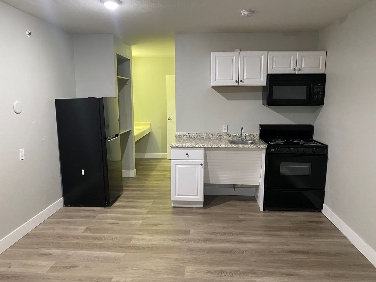 Aspen Village - Photo 3 of 8