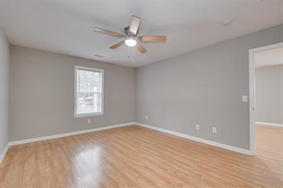 Kelly Drive Townhomes - Photo 6 of 14