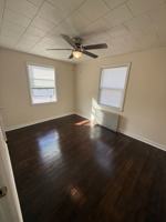 featured image of 417 E Honeywell Ave