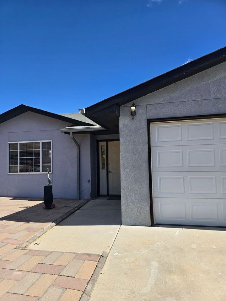 828 N Cholla St - Photo 6 of 6