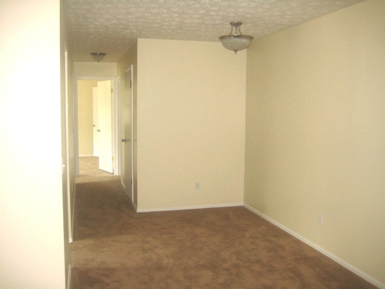 75 Parrish St. - Photo 3 of 8