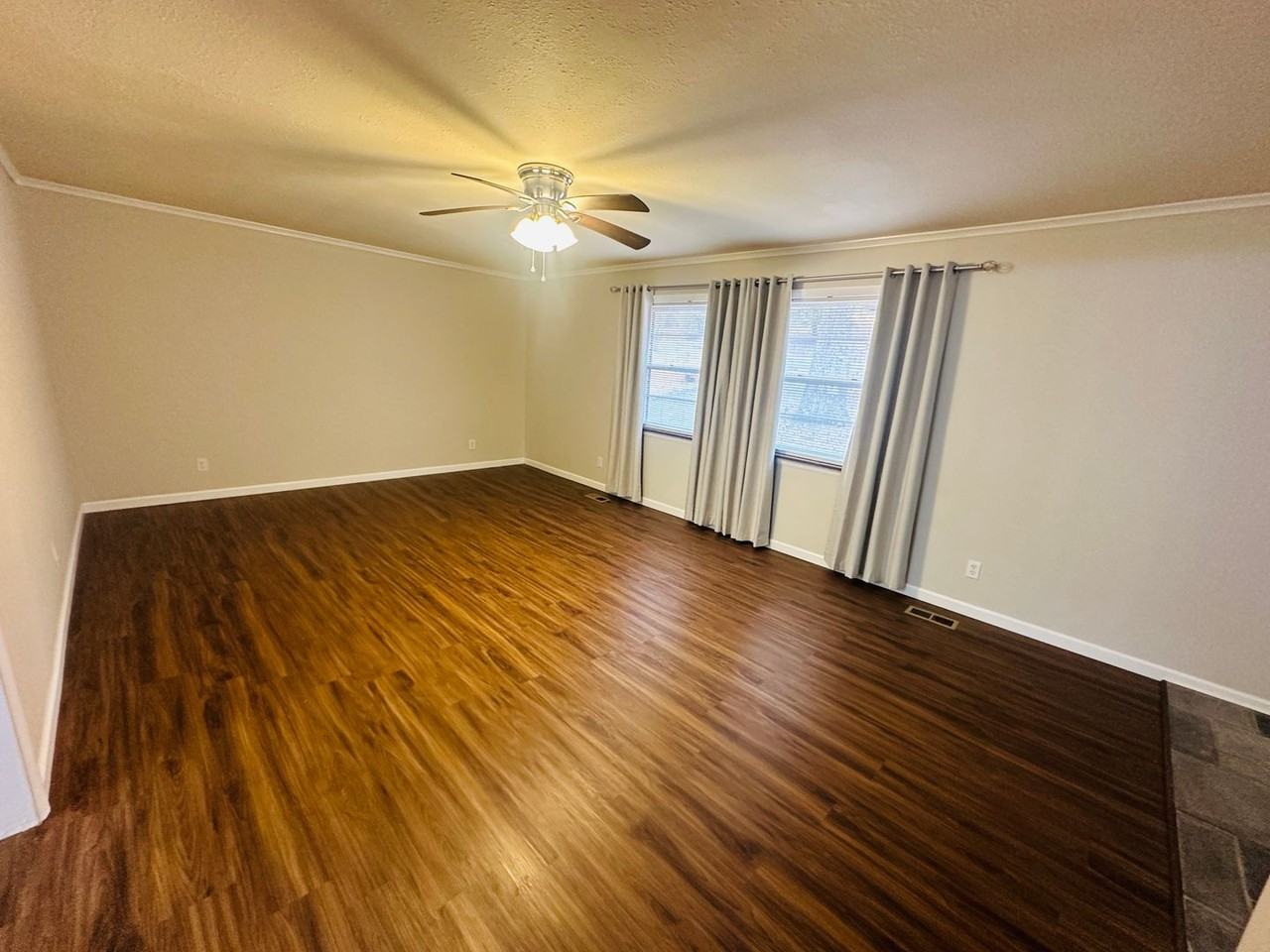 516 Post Oak Dr - Photo 6 of 25