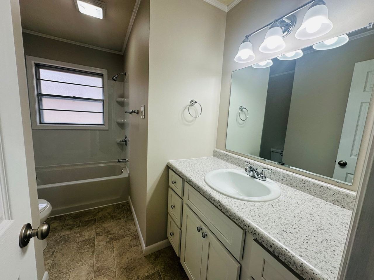 516 Post Oak Dr - Photo 7 of 25