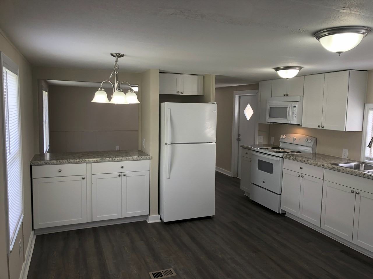 295 East Wright Street (Winder 11) - Photo 2 of 32