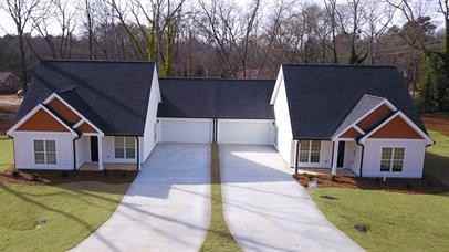 Cedar Creek Duplexes - Photo 2 of 24