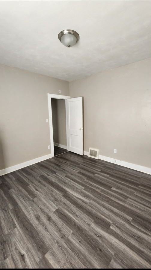 1766 Selkirk St - Photo 2 of 7