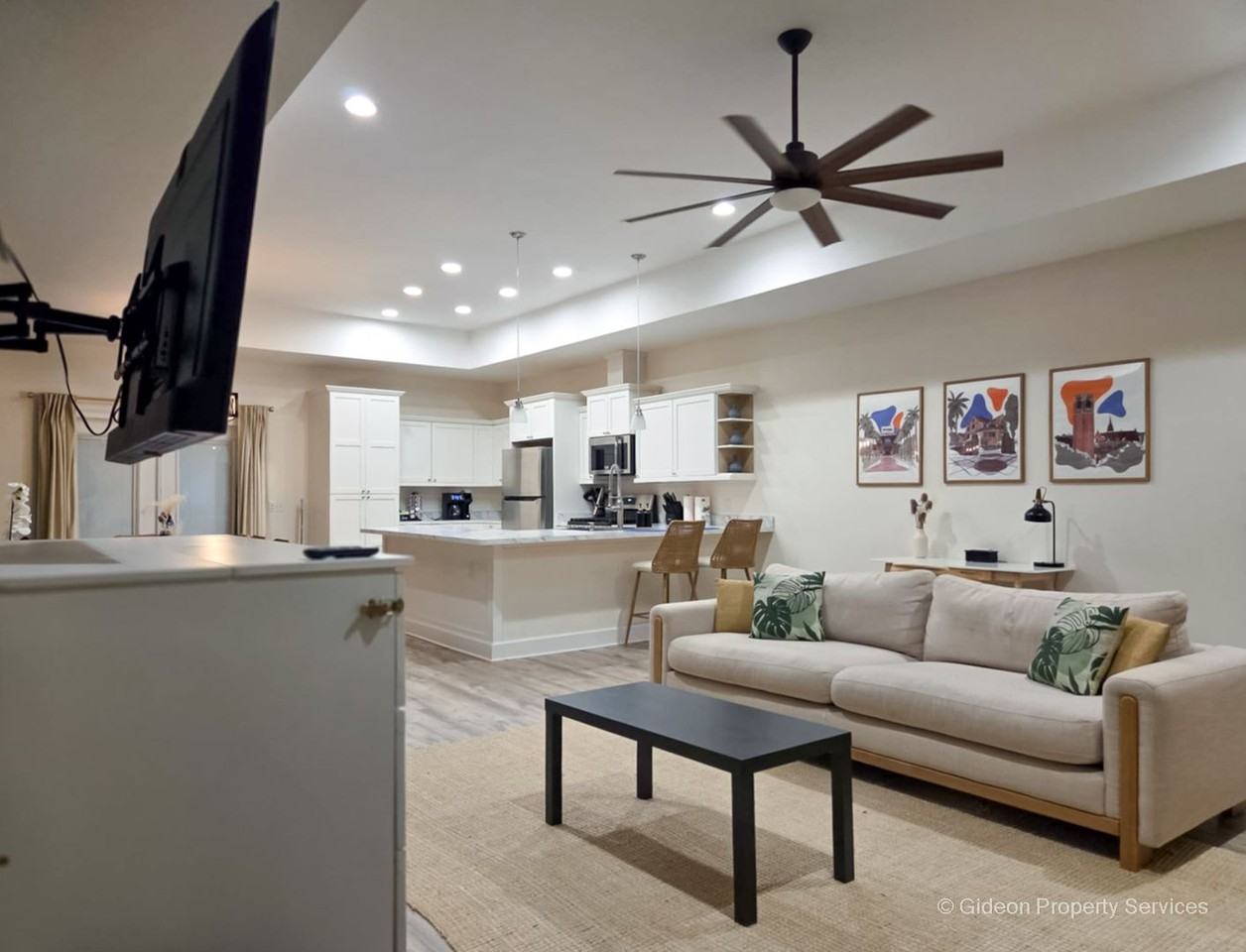 4460 Nw 19th St - Photo 5 of 38