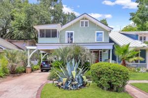 featured image of 1110 E Duffy St