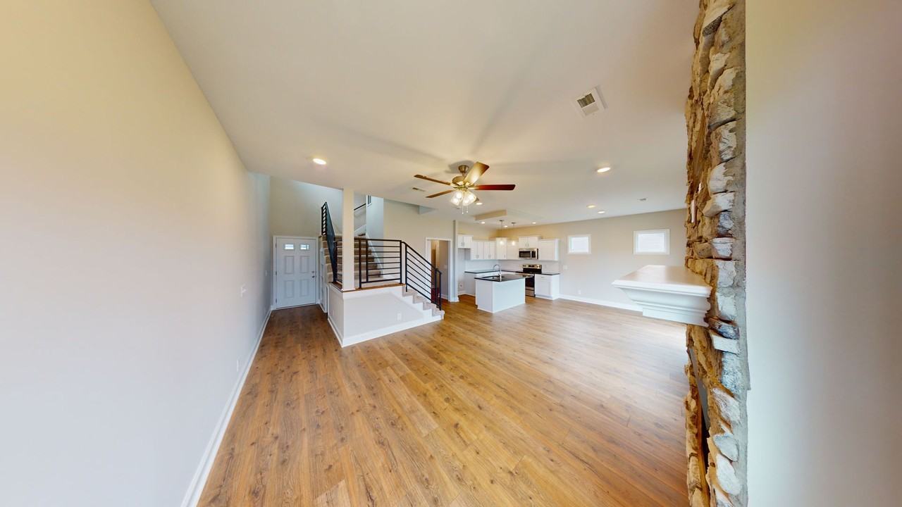 2075 Ireland Way - Photo 5 of 22