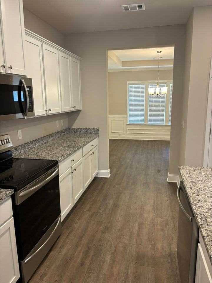 5161 Legion Dr - Photo 3 of 26