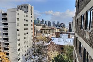 featured image of 1530 1530 Dr. Penfield