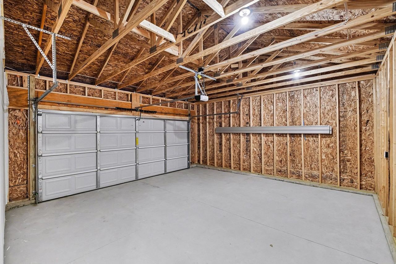 921 Illinois St - Photo 7 of 22