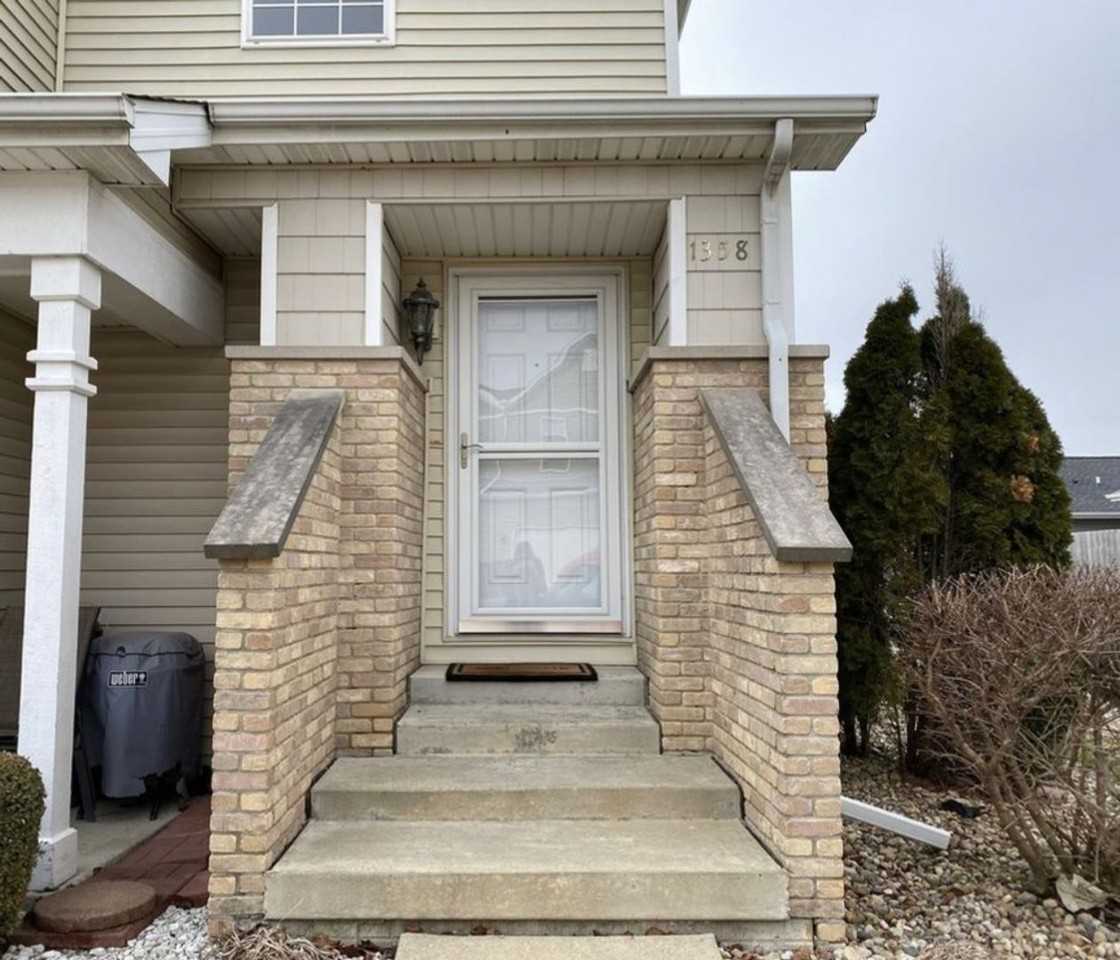 1358 Mariner Way - Photo 2 of 15