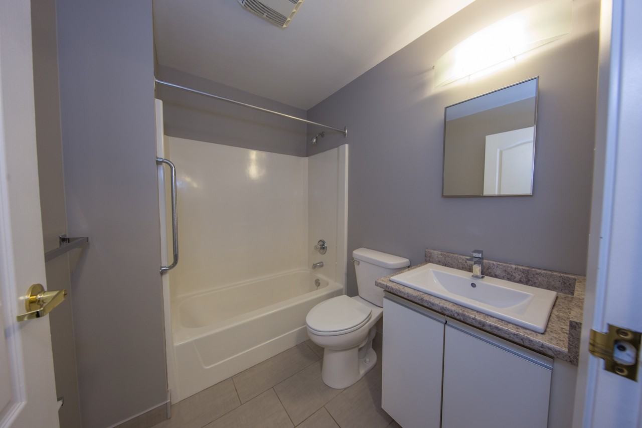 1904 Paris Street - Photo 5 of 14