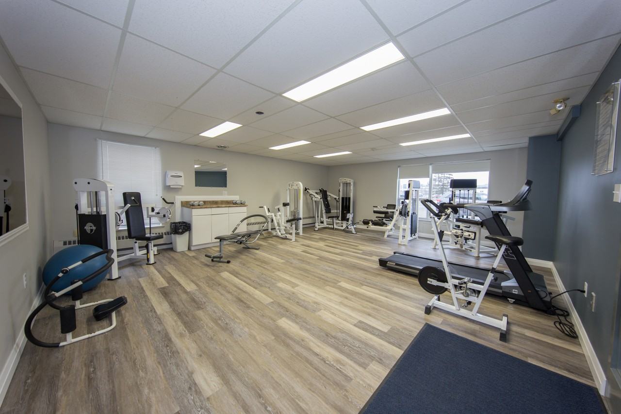 1904 Paris Street - Photo 6 of 14