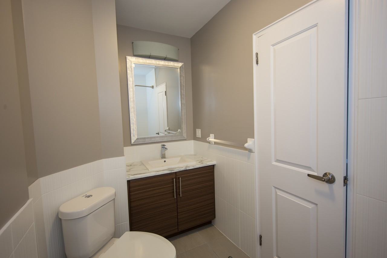 1720 Paris Street - Photo 6 of 28