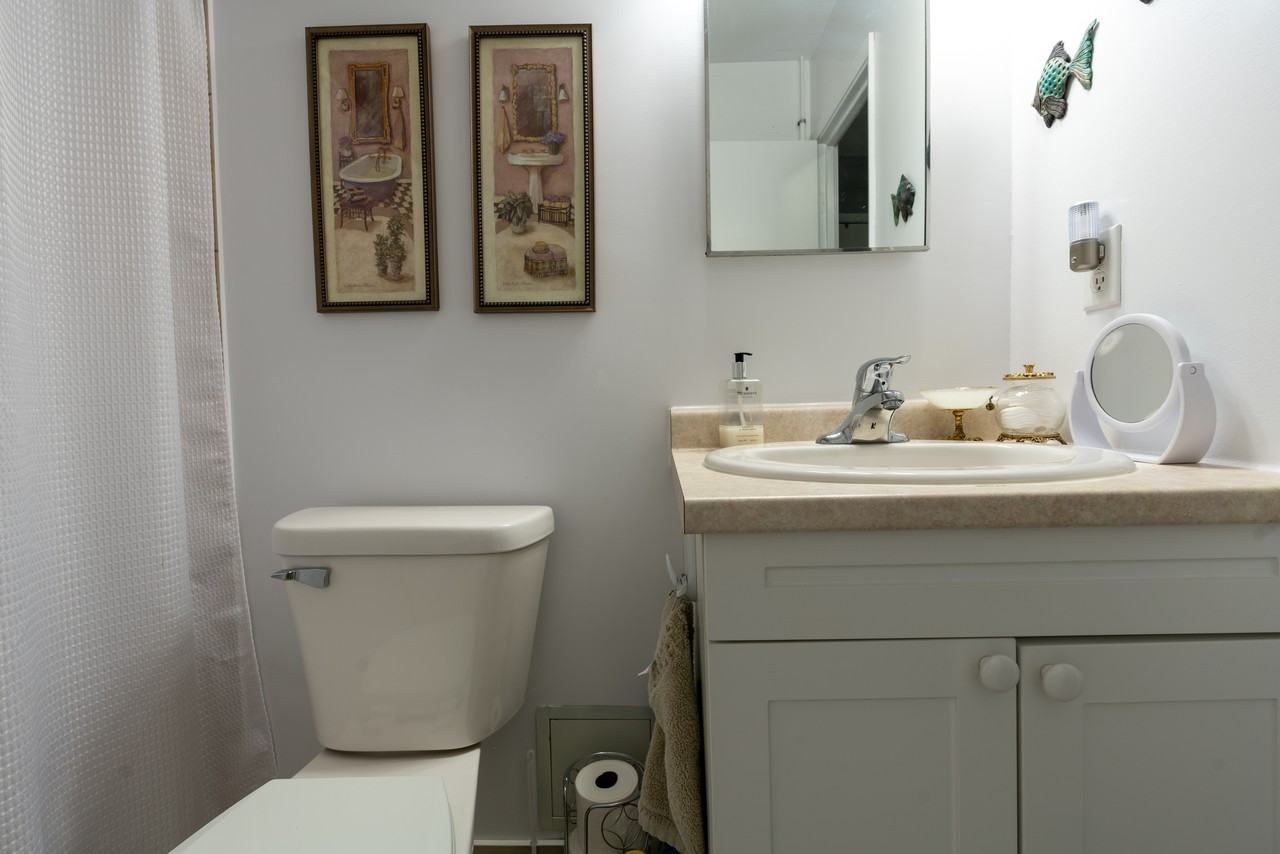 50 Shelley Drive - Photo 4 of 8