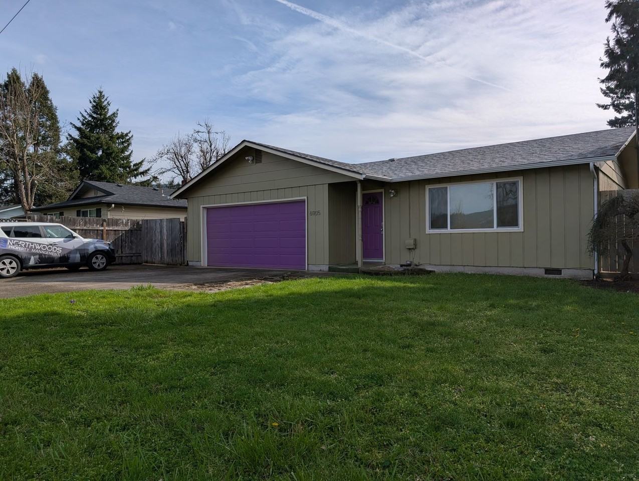 6905 Thurston Rd - Photo 3 of 27